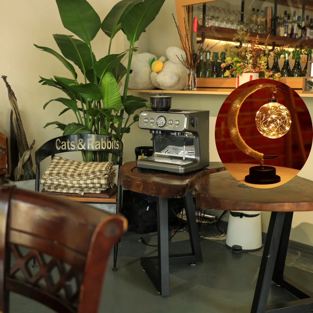 LunarGlow - Smeedijzeren Maanlamp Met LED-bal - Afbeelding 4