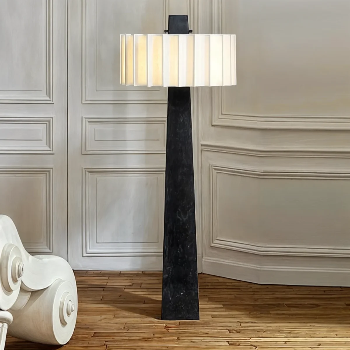 Ines Grote Vloerlamp - Moderne Elegantie in Zwart-Wit - Afbeelding 4
