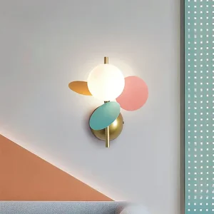 MacronLicht - Kleurrijke LED Acryl Sconce