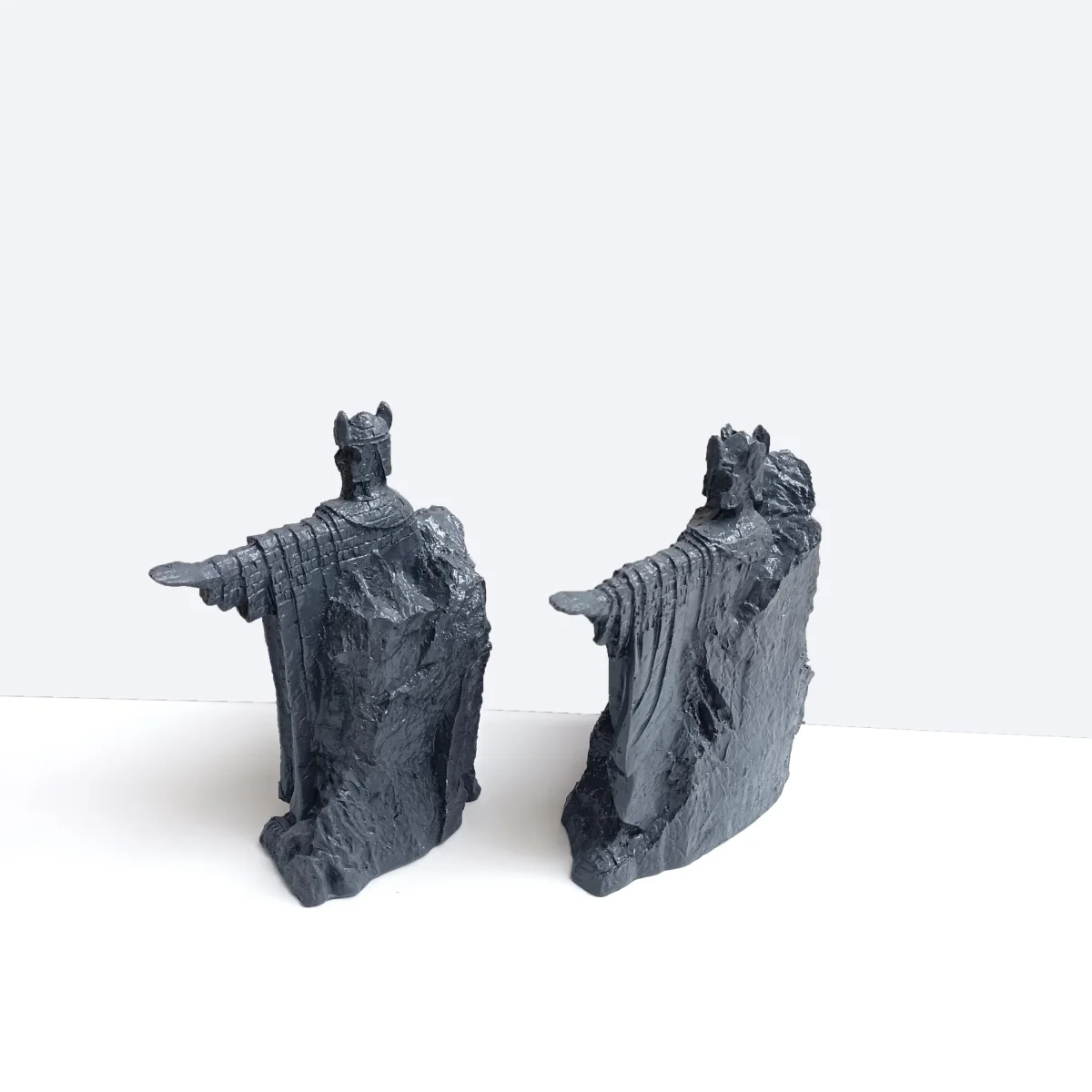 Boekensteun Sculptuur – Vintage Multifunctioneel Hars Beeld voor Bureau, Boekenplank en Decoratie - Afbeelding 3